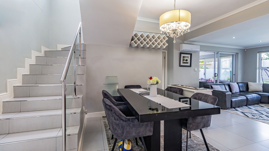 4 Bedroom Property for Sale in Dennegeur Western Cape